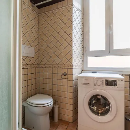 Guesthost - Tiburtina