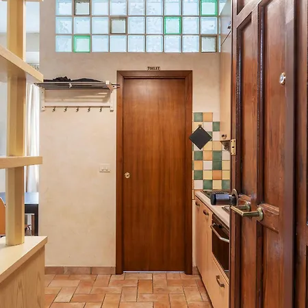 Guesthost - Tiburtina * Řím